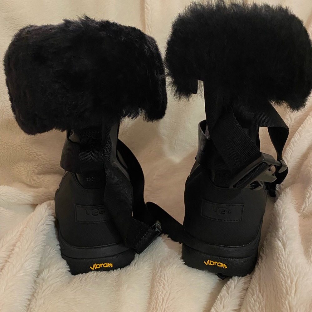 Women’s UGG boots size 8